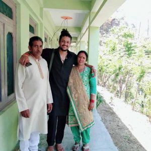 Hansraj Raghuwanshi with his parents Hansraj Raghuwanshi with his parents