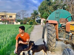 Rahul-Vohra-with-animals-dogs