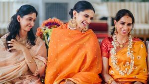 Ujjala Padukone with Deepkia and Anisha Padukone Ujjala Padukone with Deepkia and Anisha Padukone