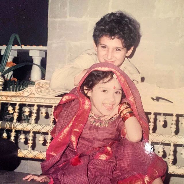 Childhood picture of Pashmina and Eshaan Roshan