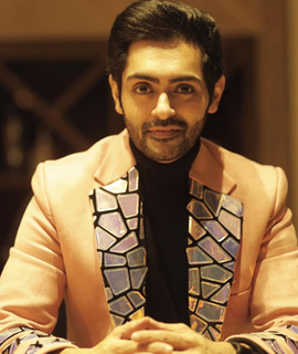 Karan Singh Chhabra-Wiki, Biography, Height, Weight, Hometown, Movies, Family, Age, Siblings, and more