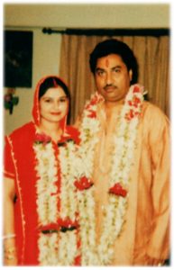 Kumar Sanu with his Wife