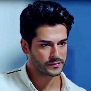 Burak-Özçivit-hot-turkish-handsome-actor-2021 Burak-Özçivit-hot-turkish-handsome-actor-2021