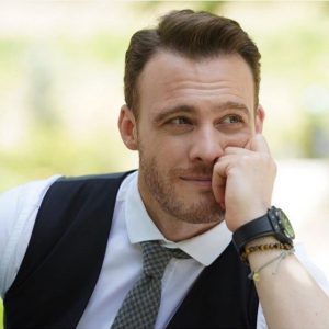 Kerem-Bürsin-turkish-actor-handsome-hot-actor Kerem-Bürsin-turkish-actor-handsome-hot-actor