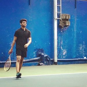 Salil-Jamdar-playing-tennis