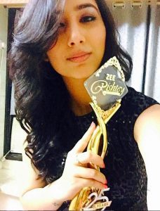 Disha received Zee Rishtey Awards