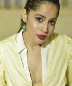 Urfi Javed- Wikipedia, Biography