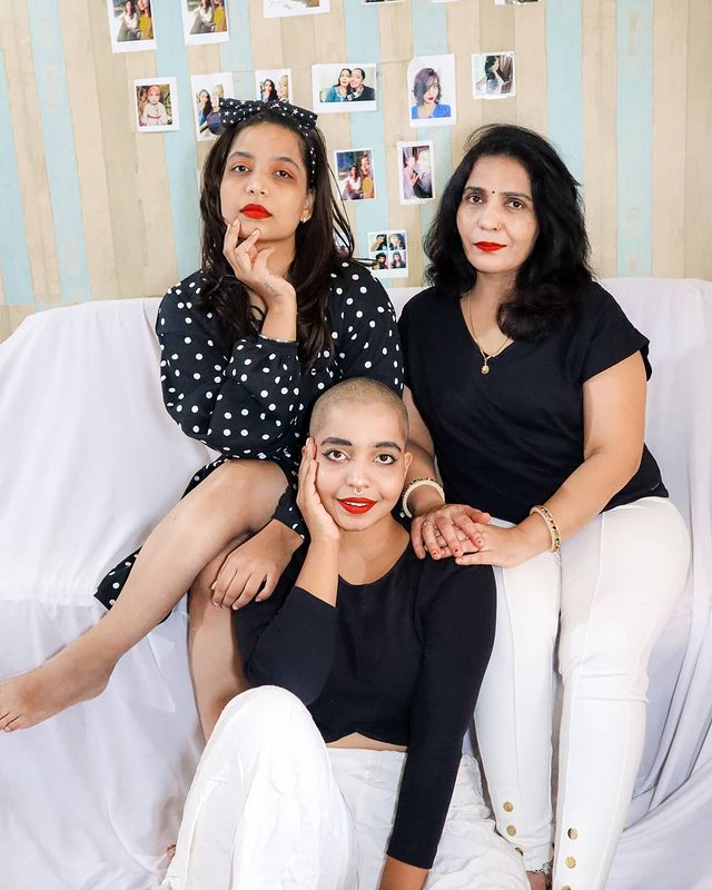Bindu with her mother and sister