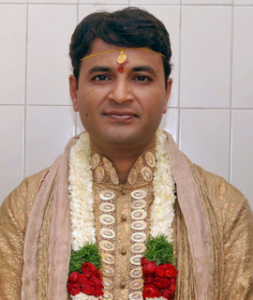 Meena's Husband Vidyasagar died of the COVID-19 complications