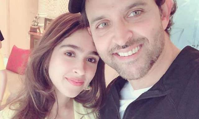 Pashmina Roshan with her cousin brother , Hrithik Roshan