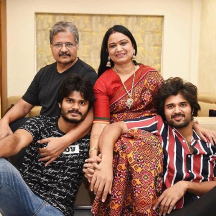 Vijay Deverakonda with his parents and his younger brother