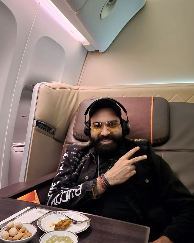 Anubhav Singh Bassi loves traveling