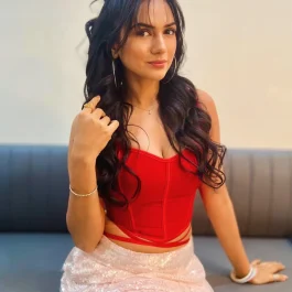 Akanksha Chamola Biography